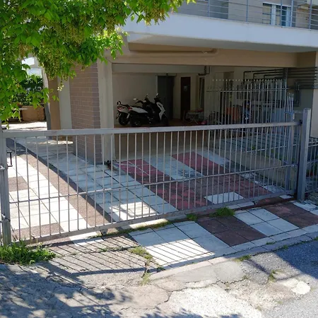 Elpidas 2 Private Parking Διαμέρισμα