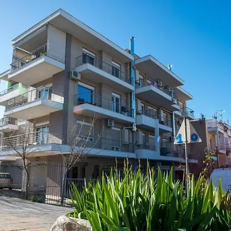 Elpidas #2 Private Parking Szaloniki