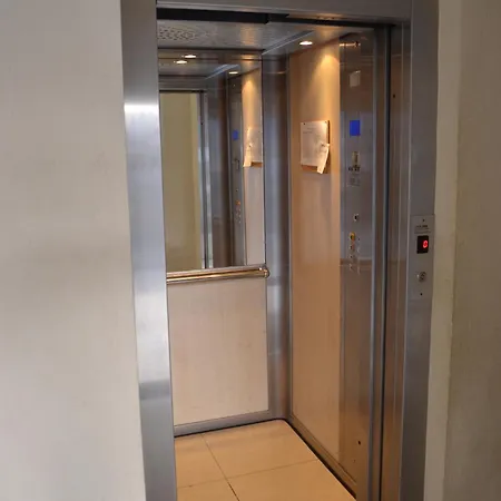 Elpidas #2 Private Parking Apartman Szaloniki