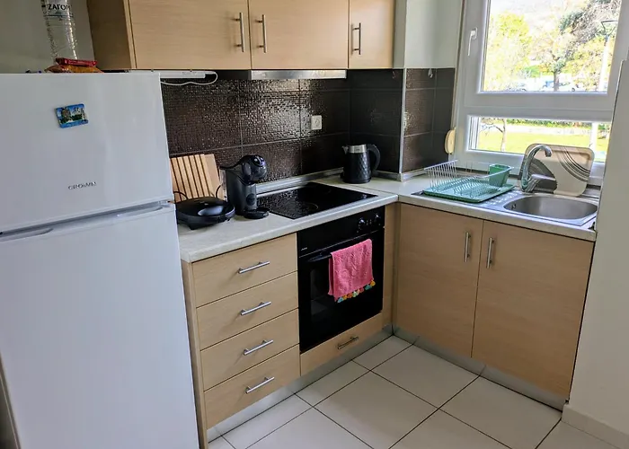 Elpidas #2 Private Parking Apartamento *